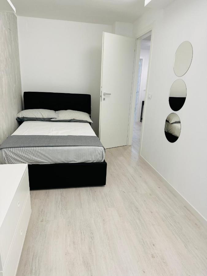 Casa Incentro Apartment Пескара Екстериор снимка
